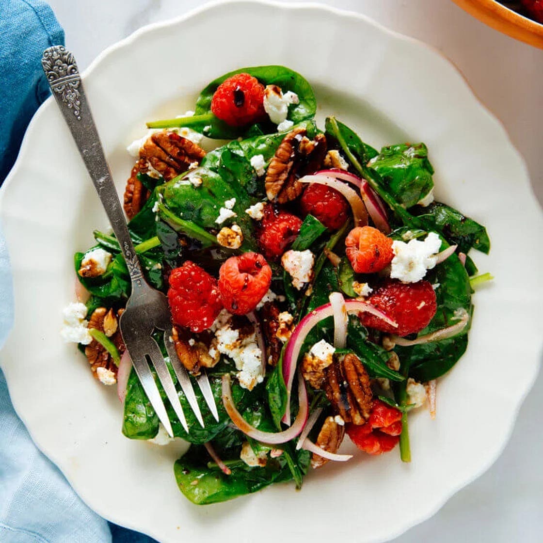 Spinach, Goat Cheese, Raspberry & Walnut Salad