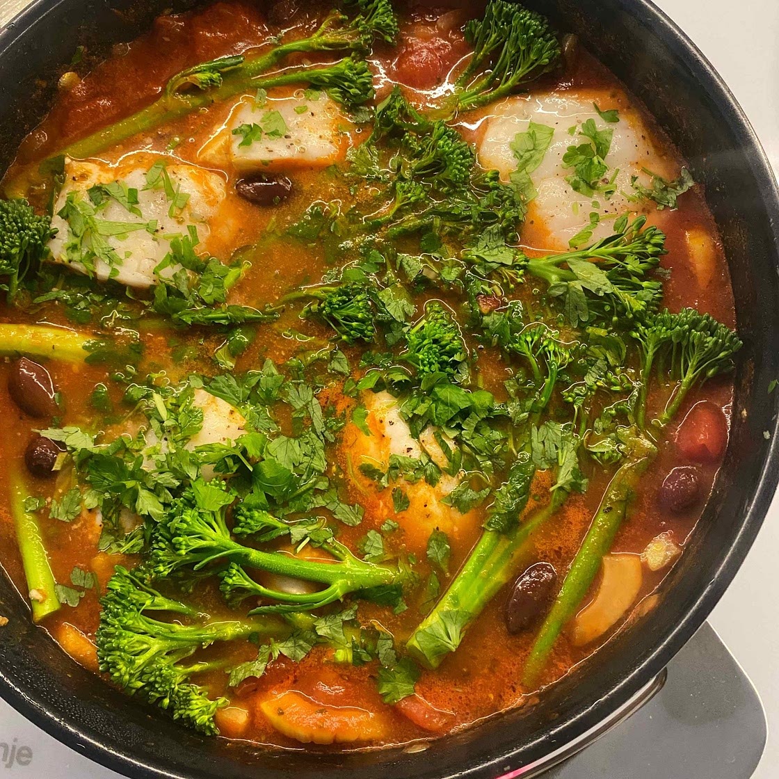One Pot Fish Puttanesca With Fennel