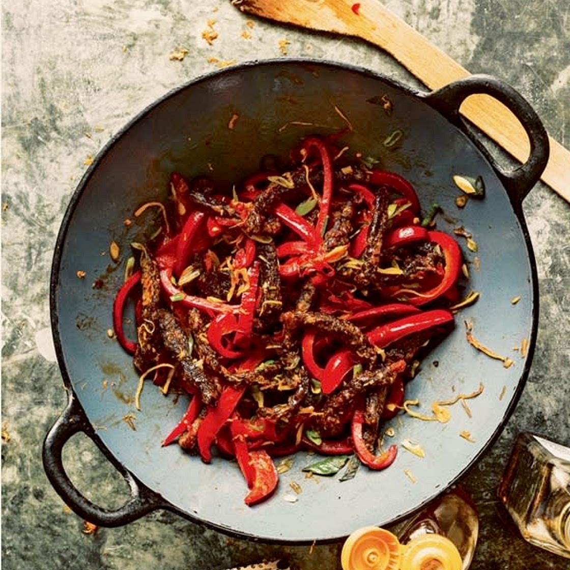 CRISPY SESAME & ORANGE BEEF STIR FRY
