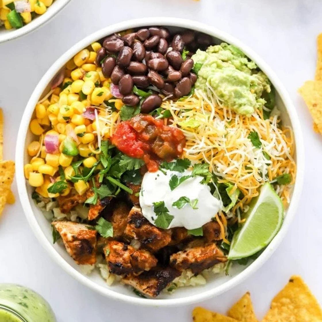 Slow-carb chicken and black bean salad
