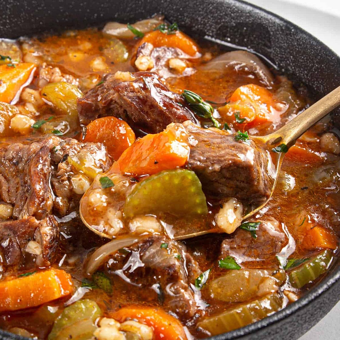 Instant Pot Beef Barley Soup