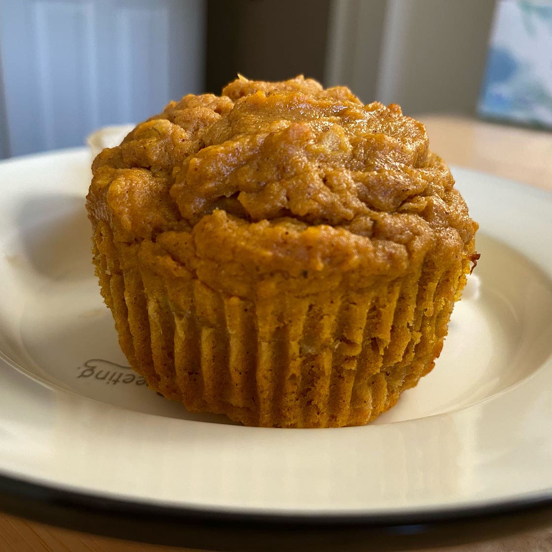 Healthy Pumpkin Oatmeal Muffins