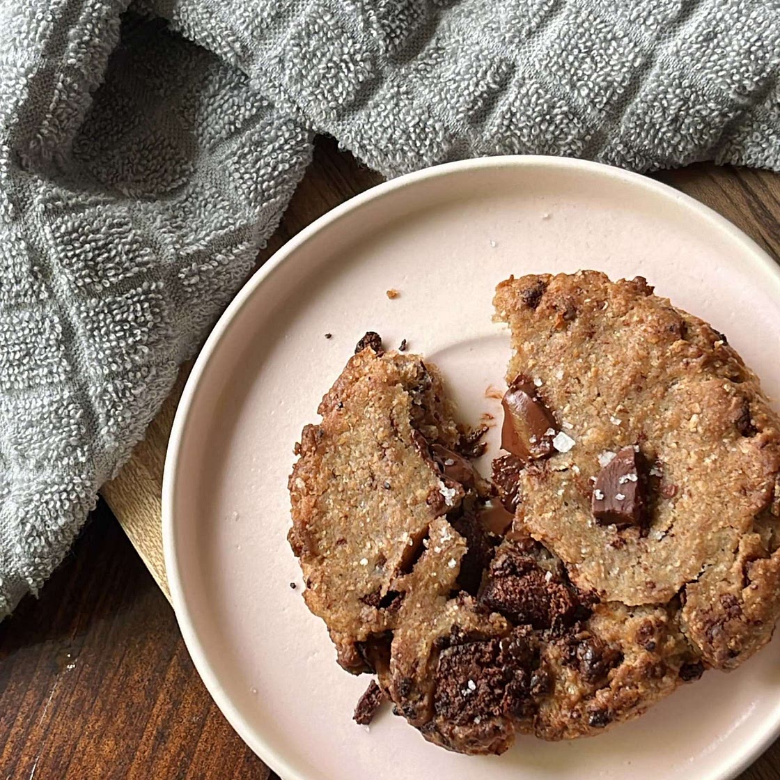 Galleta vegana con chunks de chocolate - una sola porción 