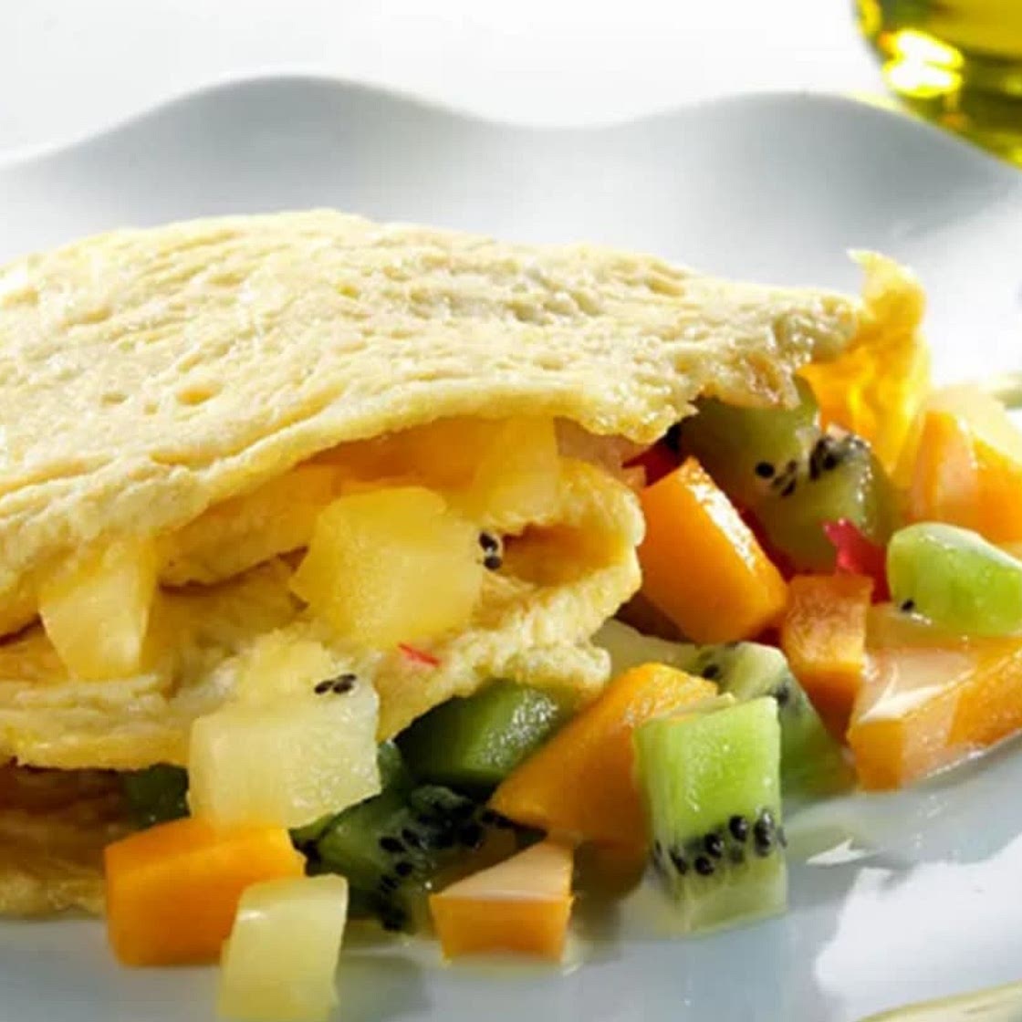 Tortilla con fruta fresca