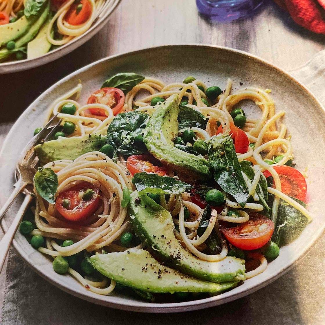 Creamy avocado pasta