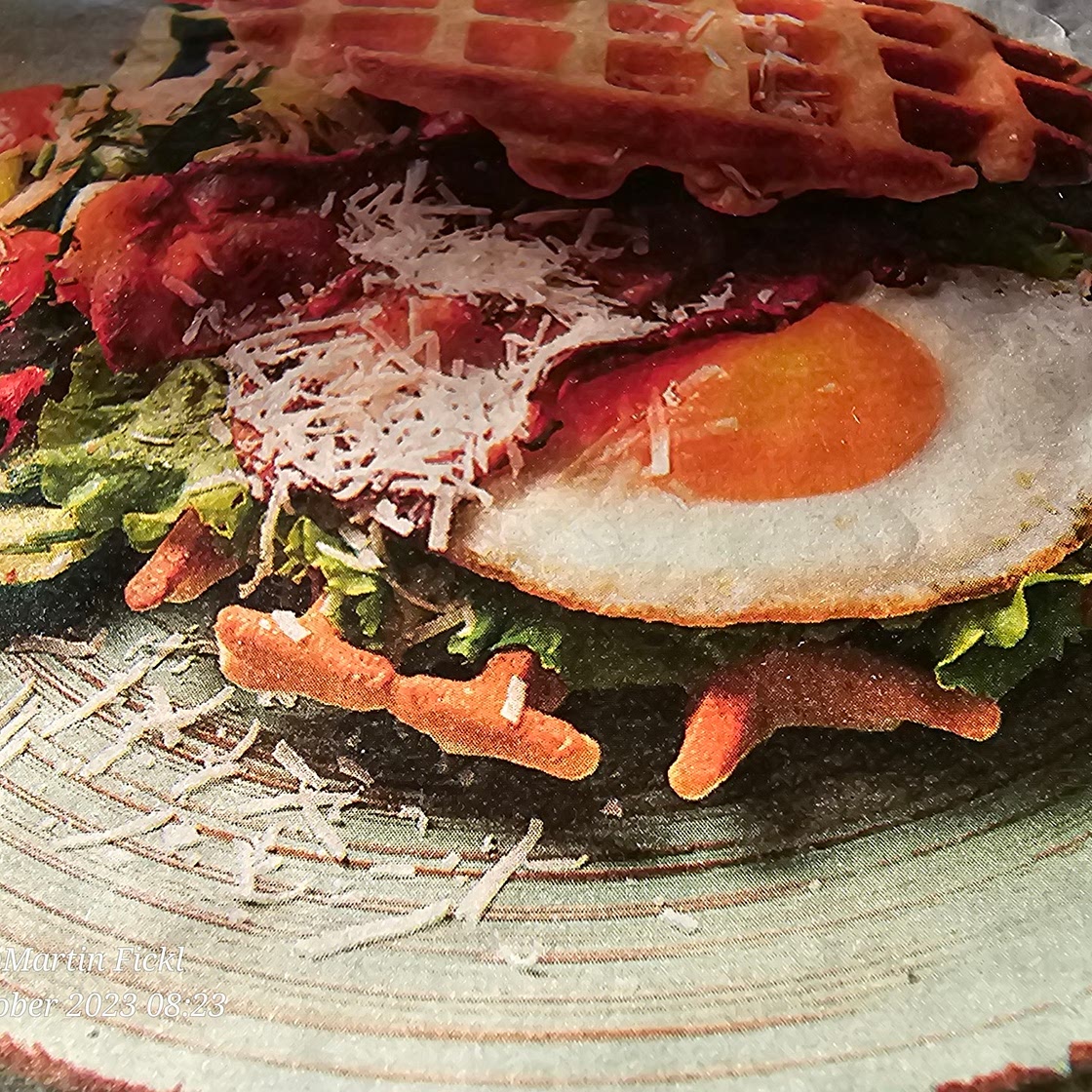 Spiegelei-Parmesan-Waffeln