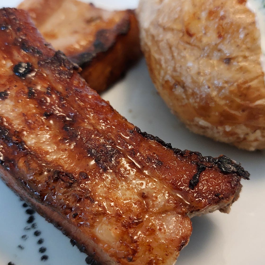Grilled ribs