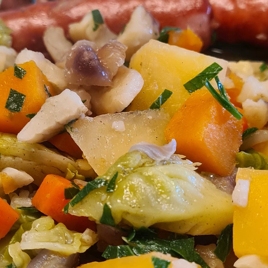 Steckrüben - Rosenkohl - Gemüse mit Süßkartoffeln, Esskastanien und Mettenden