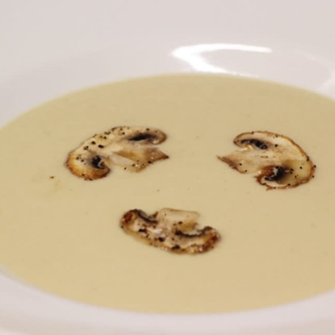 Sopa de puerro y champinyones al limón