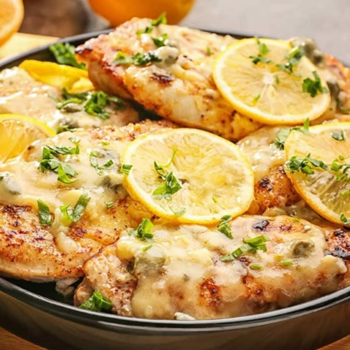 Pollo con eneldo y limón