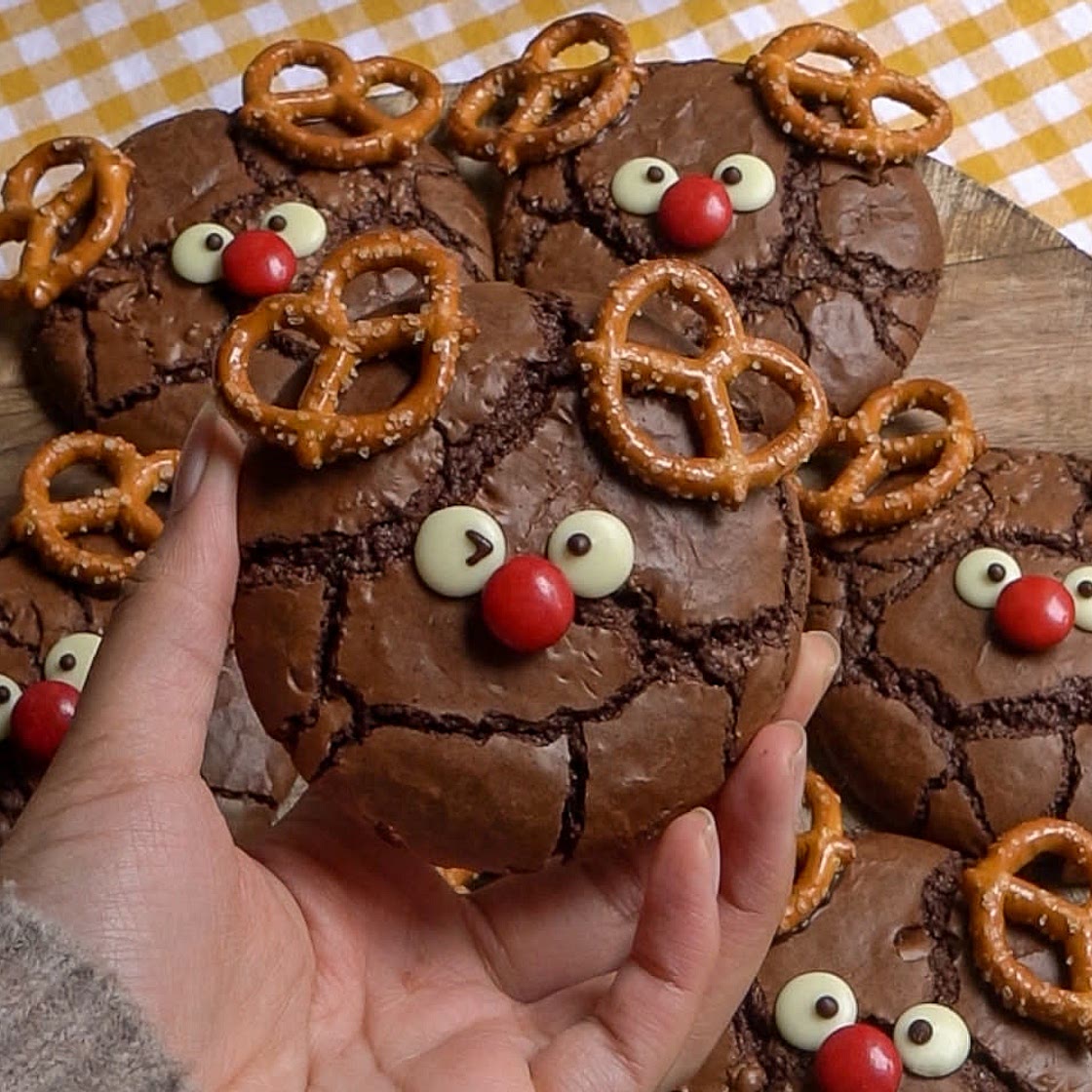 Reindeer Brownie Cookies π