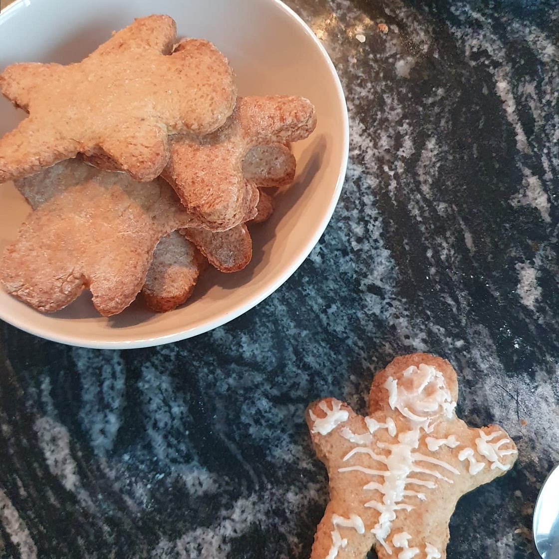 Gingerbread Skeletons
