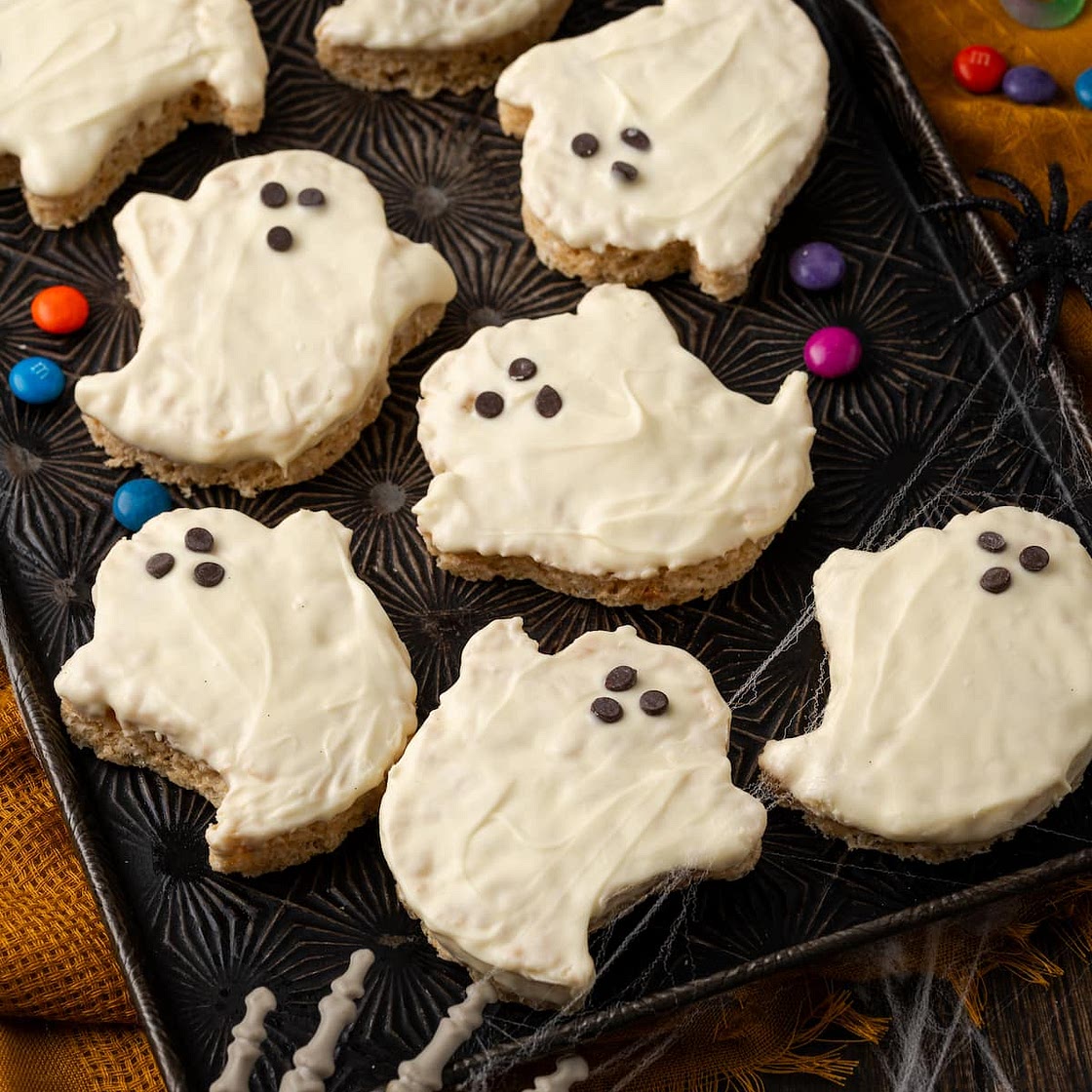 Halloween Krispie Treats