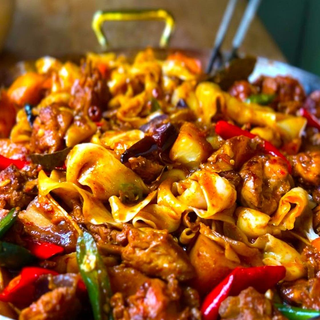 Turbo-Charged Xinjiang Big Plate Chicken
