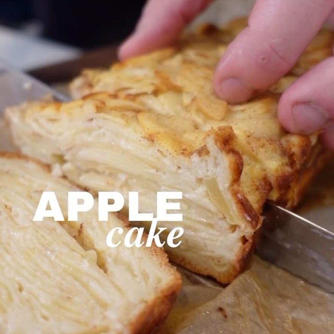 🍏✨ Delicious Invisible Apple Cake Recipe ✨🍏