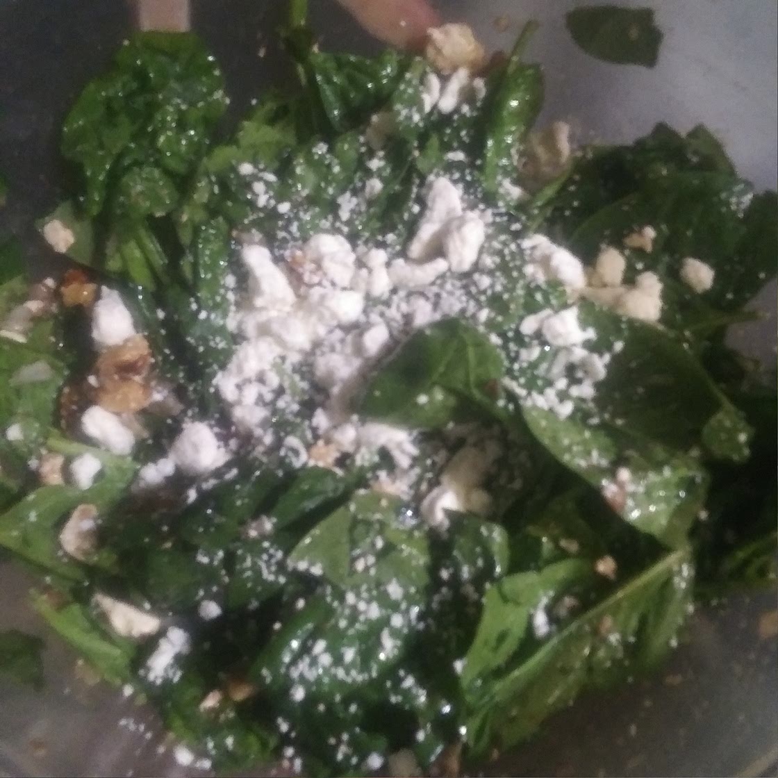 Spinach-Strawberry Salad with Feta & Walnuts