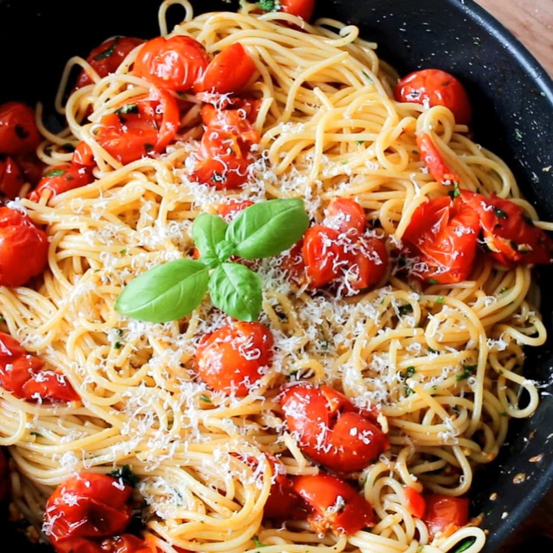 Creamy Cherry Tomato and Summer Squash Pasta Recipe