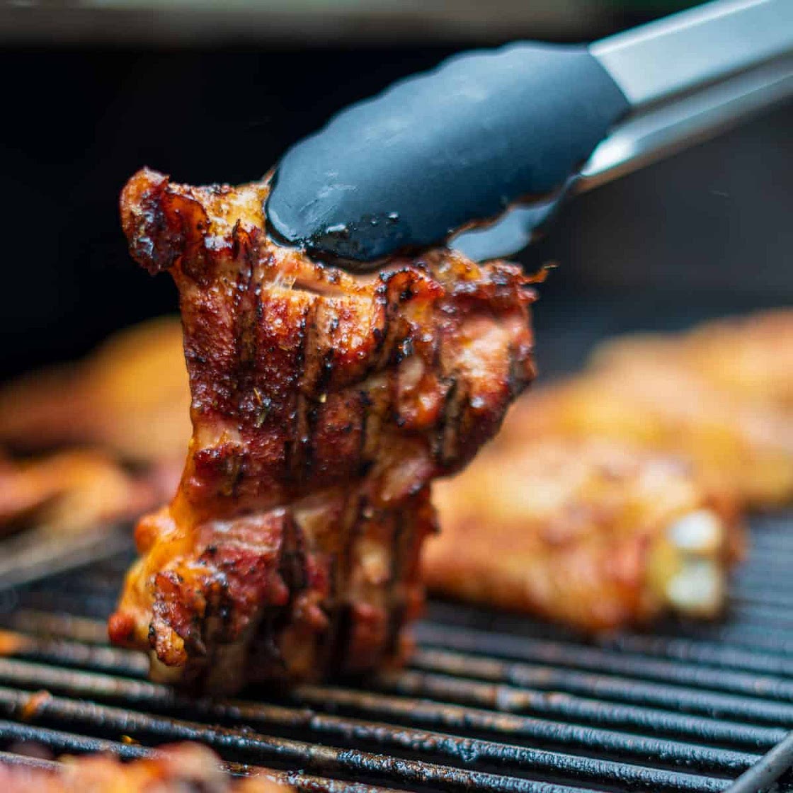 Easy Smoked Chicken Thighs Recipe: Bone-In or Boneless