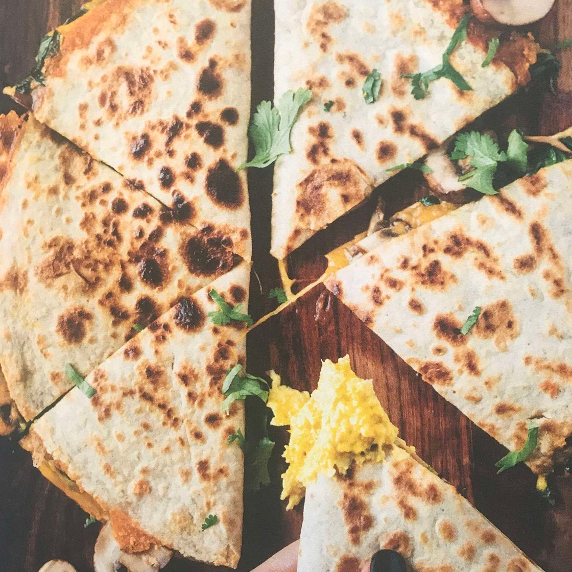 Quesadilla with mushroom and spinach