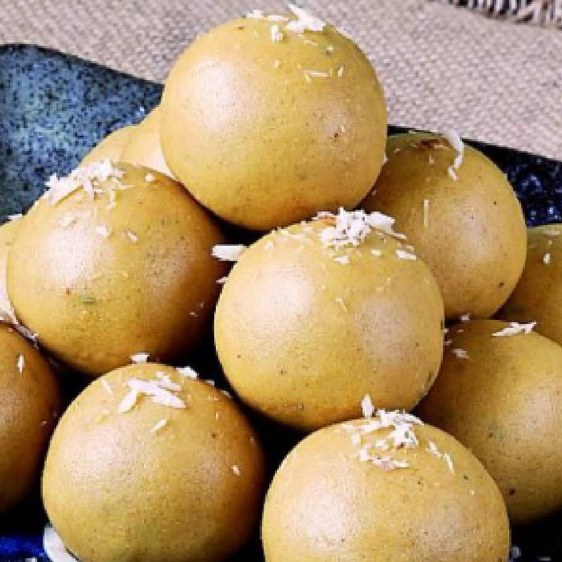 Diwali Special besan ka ladoo recipe by Pallavi Rai