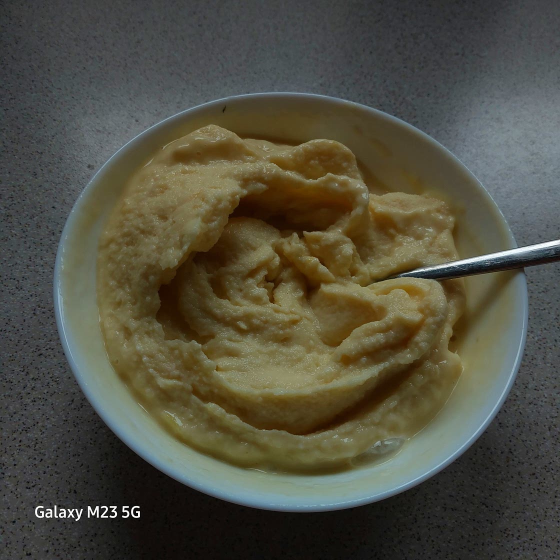 Tropical vegan frozen yogurt