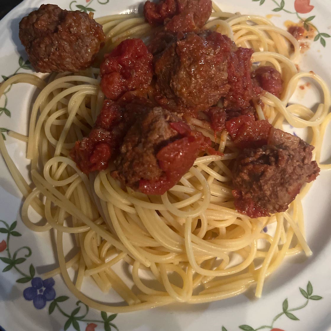 Spaghetti and meatballs