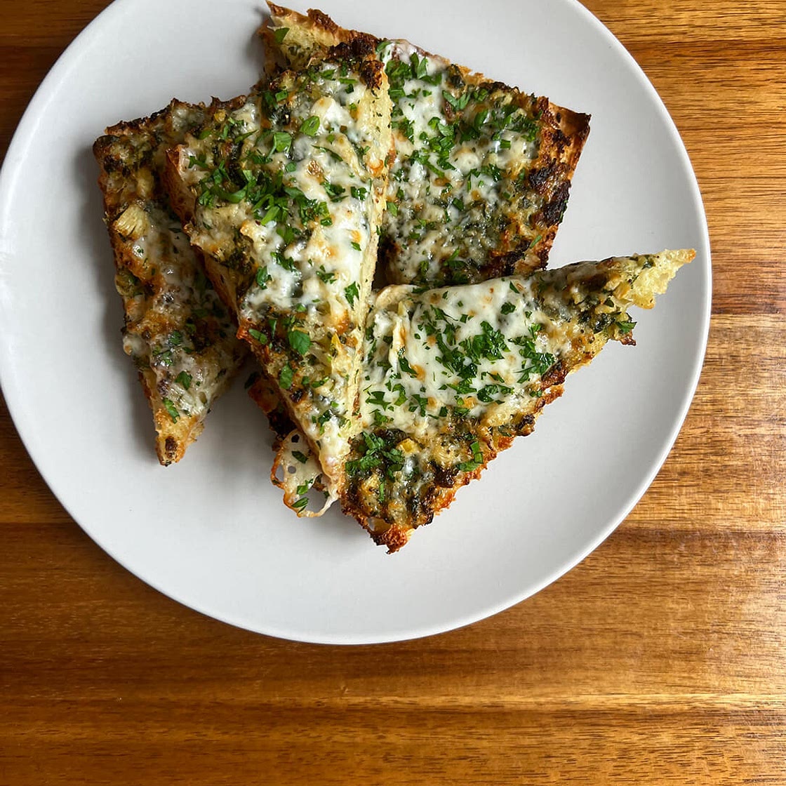 Cheesy Artichoke Garlic Bread