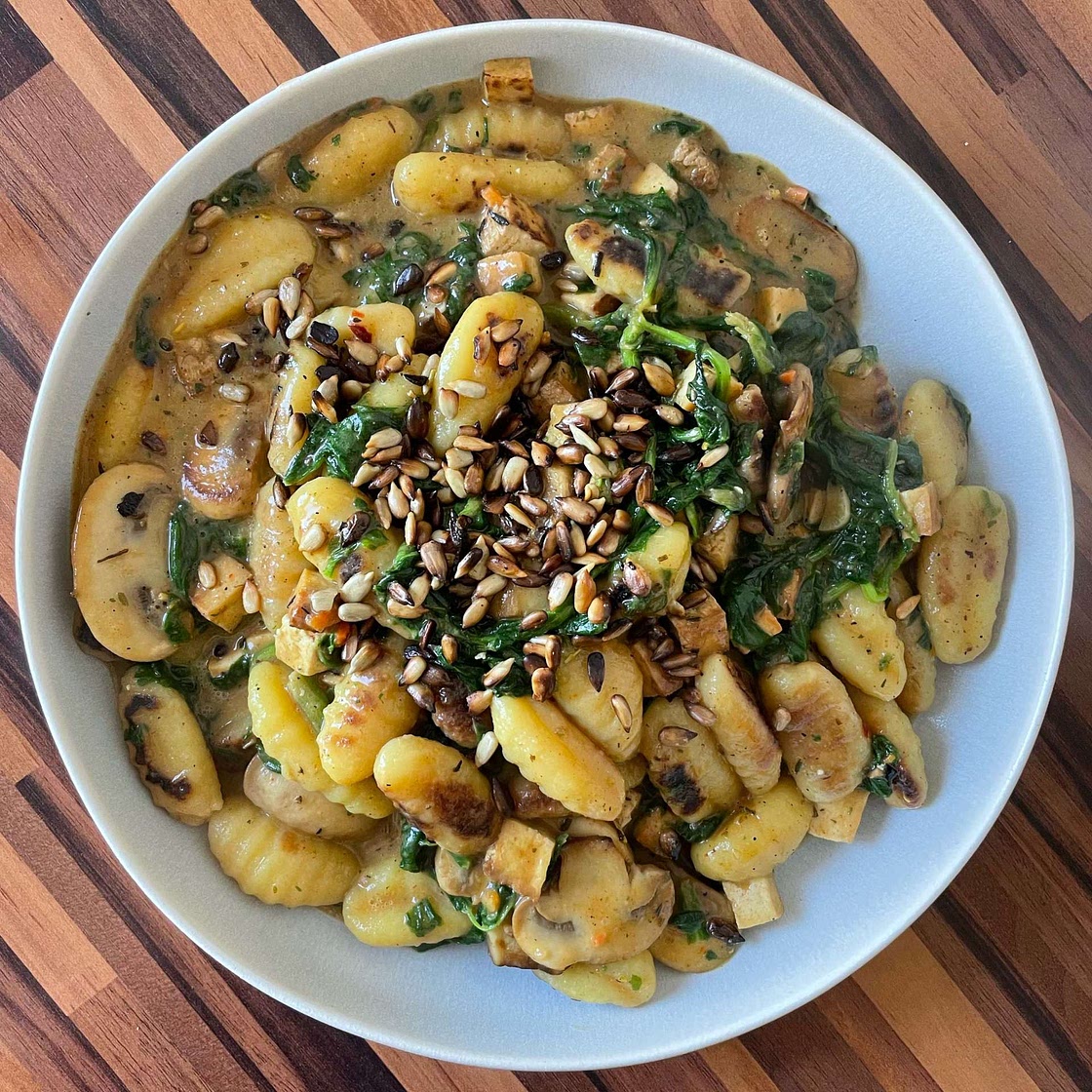 Creamy Spinach and Mushroom Gnocchi (One-Pan, 20 Minutes)