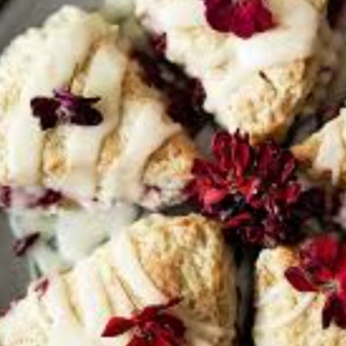 Scones de frambuesas y moras