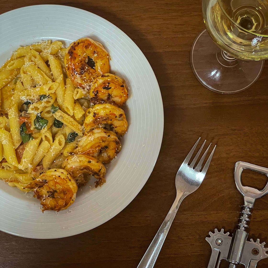  ONE POT: Spicy Vodka Sauce Shrimp Pasta