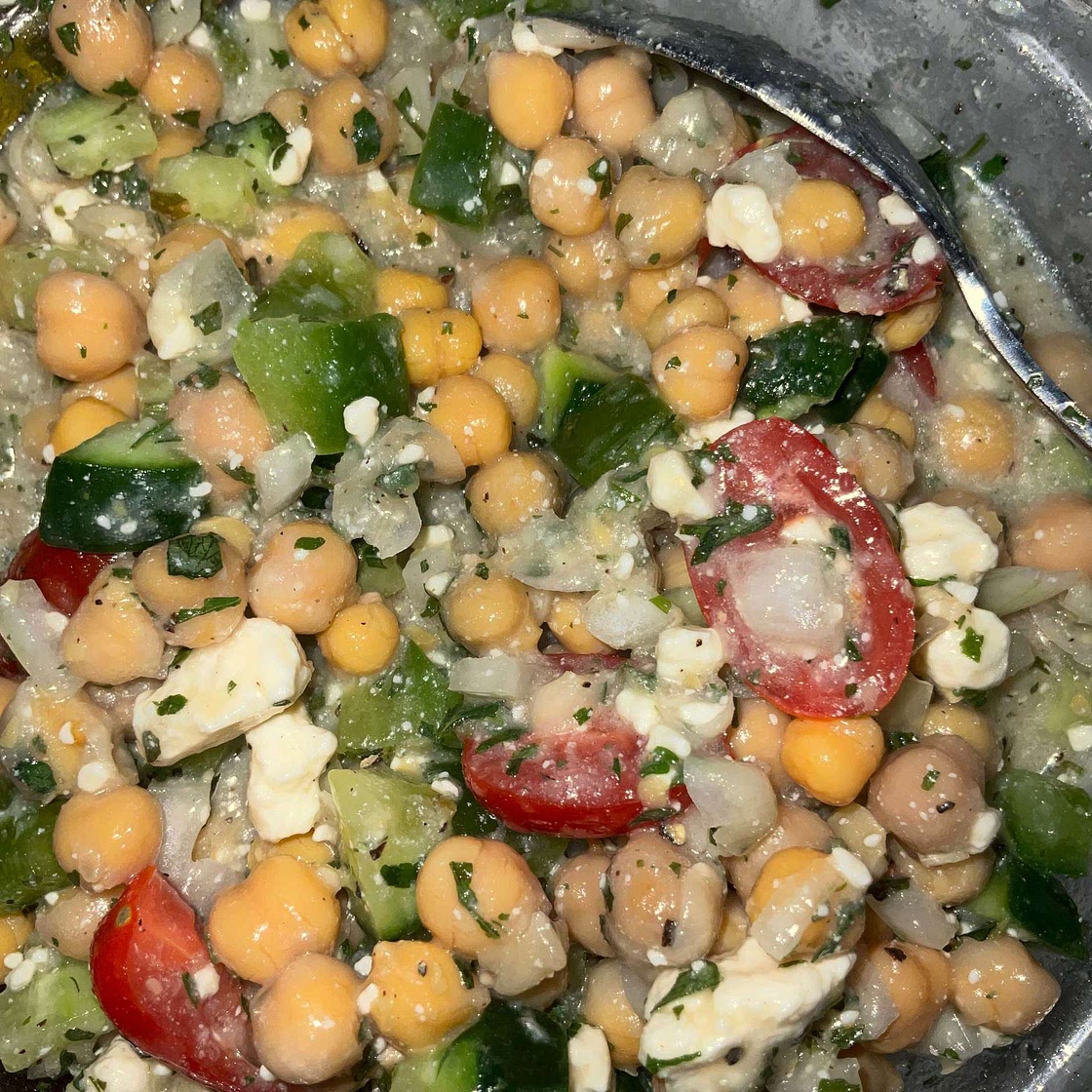 Mediterranean Chickpea Salad