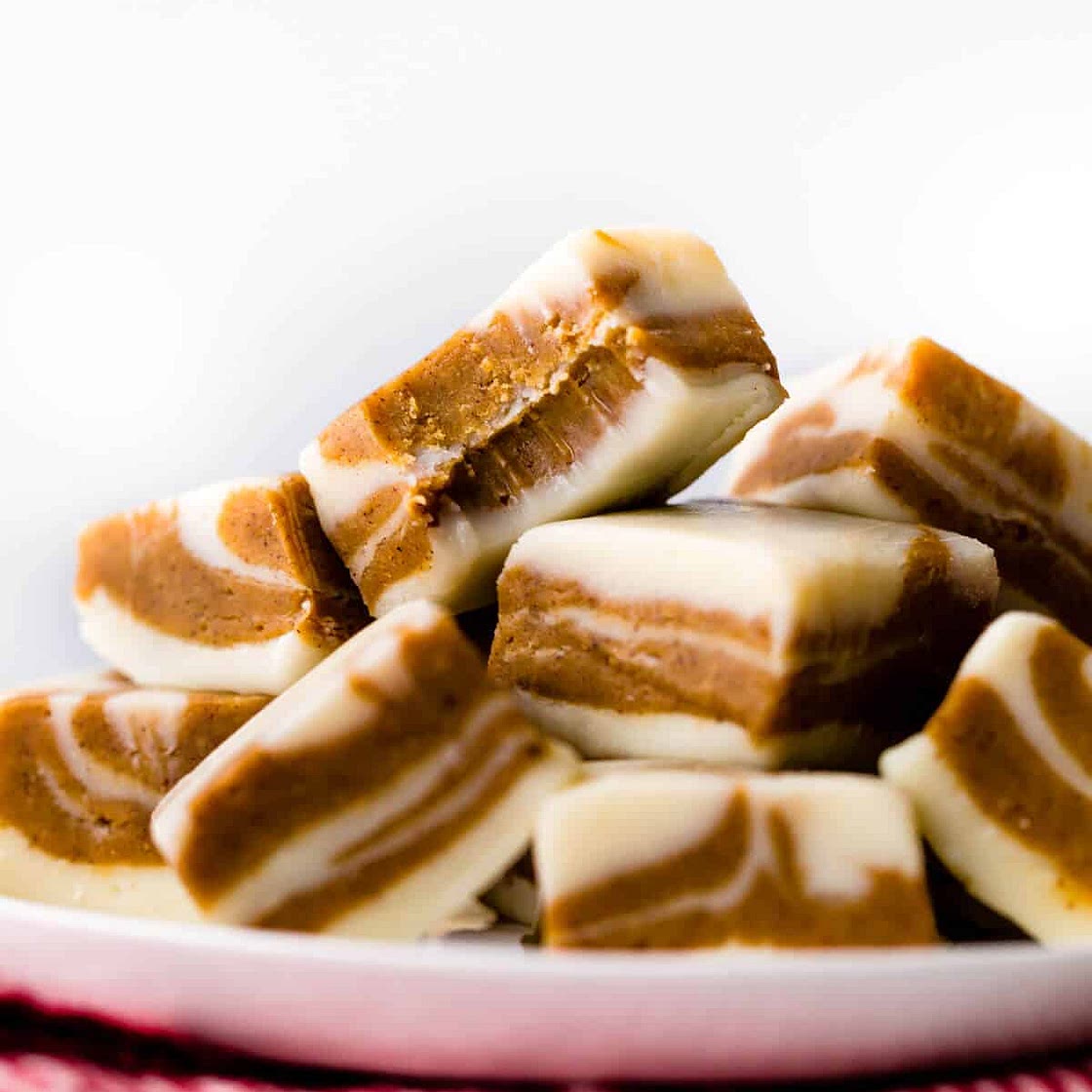 Gingerbread Swirl Fudge