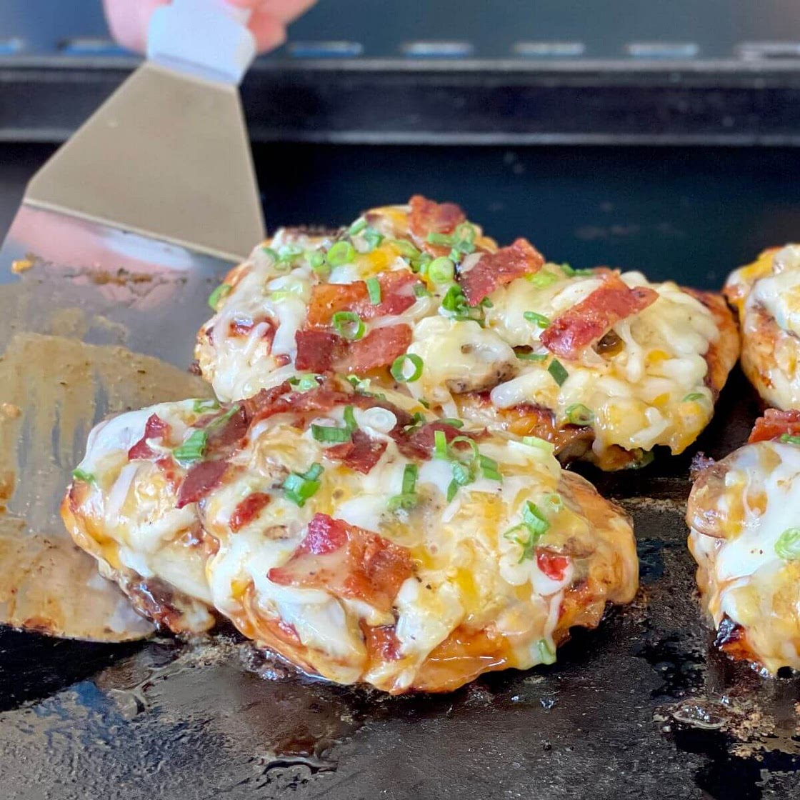 Loaded Griddle Chicken Breasts (Copycat Alice Springs Chicken)