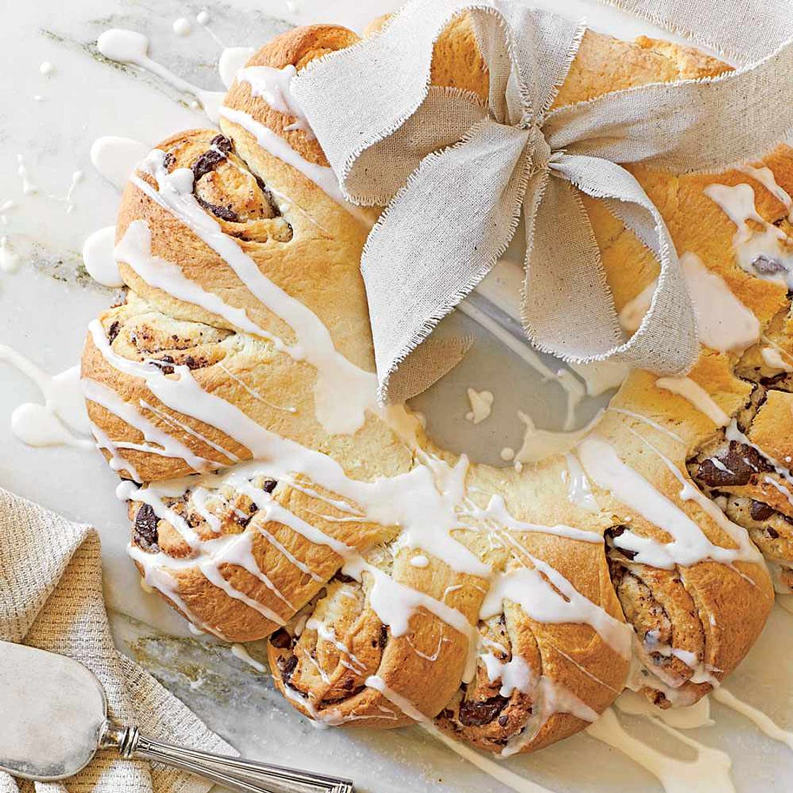 Chocolate Breakfast Wreath