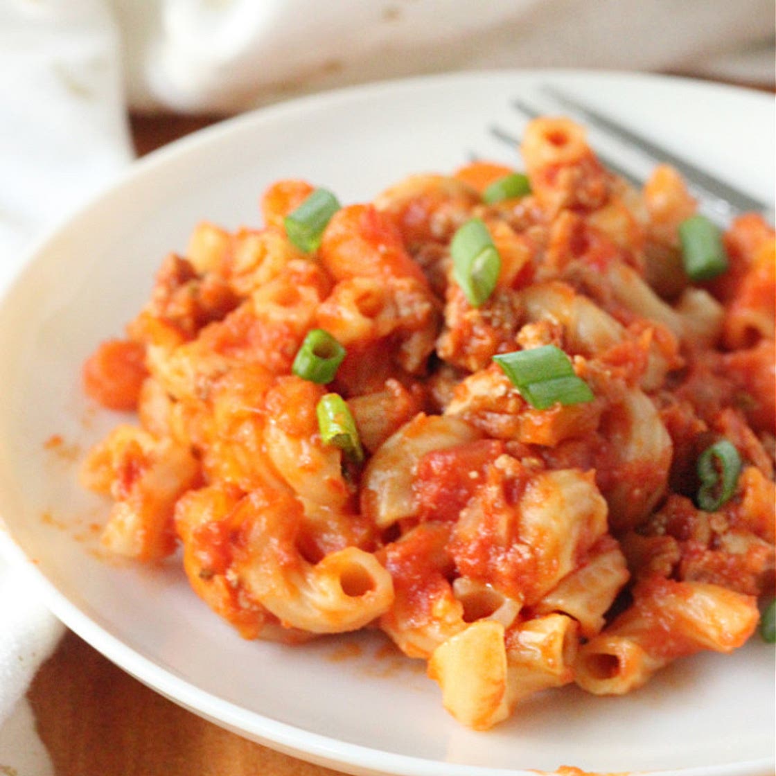 One Skillet Cheesy Pasta and Ground Turkey