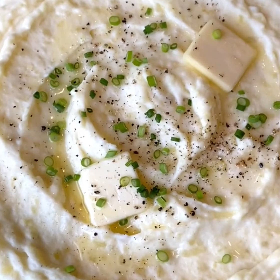 Creamy and buttery mashed potatoes 