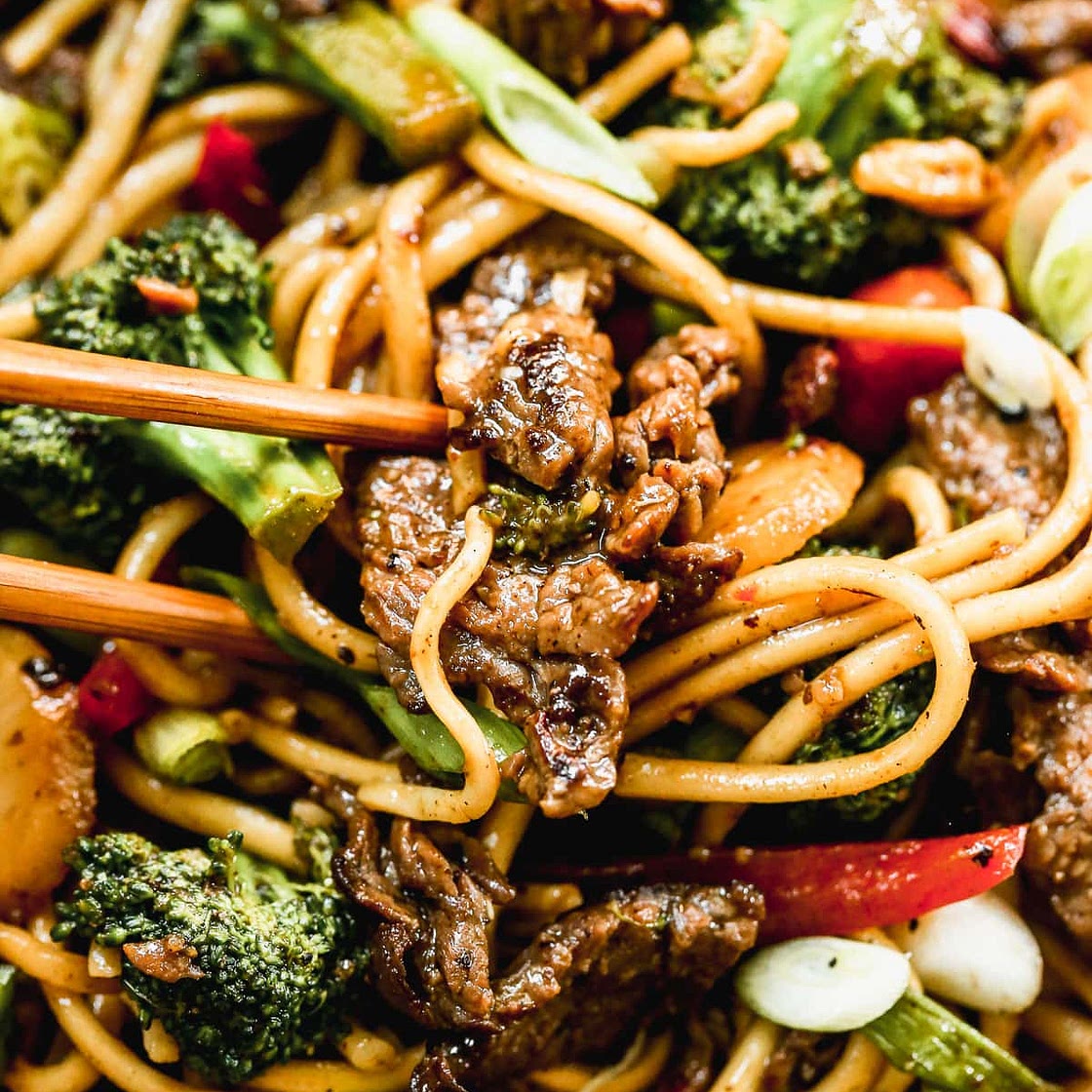 Air Fryer Flank Beef Lo Mein