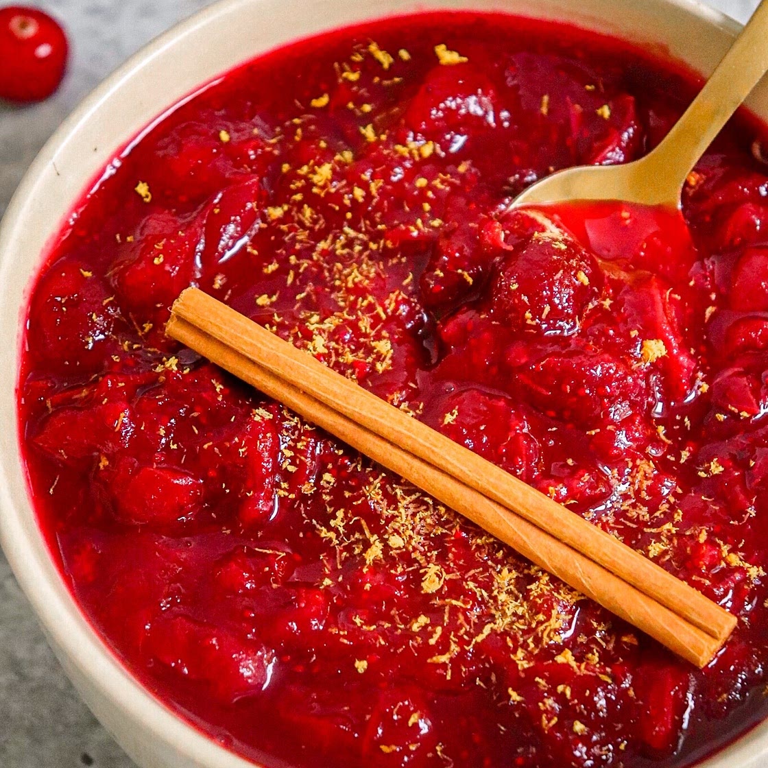 Homemade Cranberry Sauce (refined sugar free)