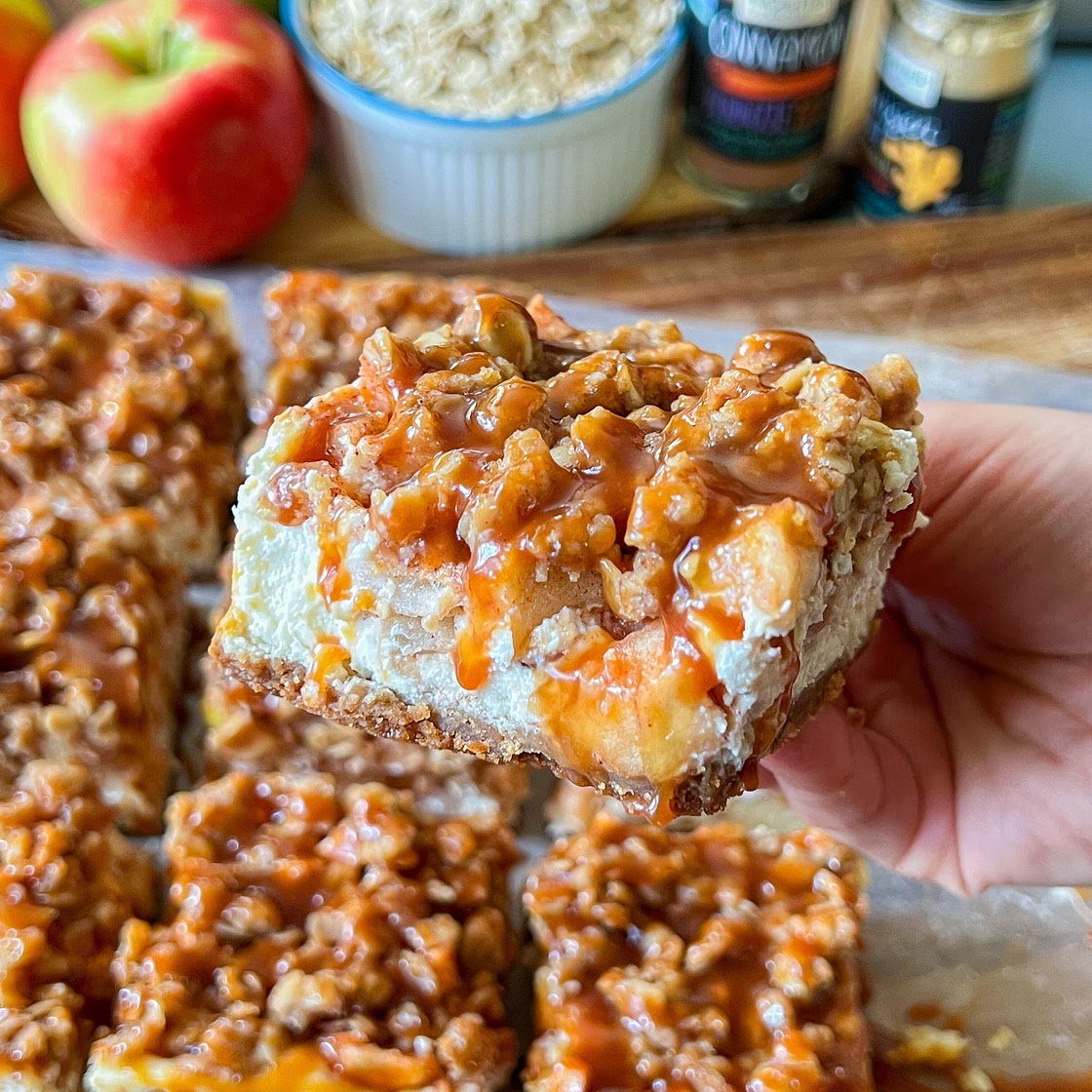 Apple Pie Cheesecake Bars