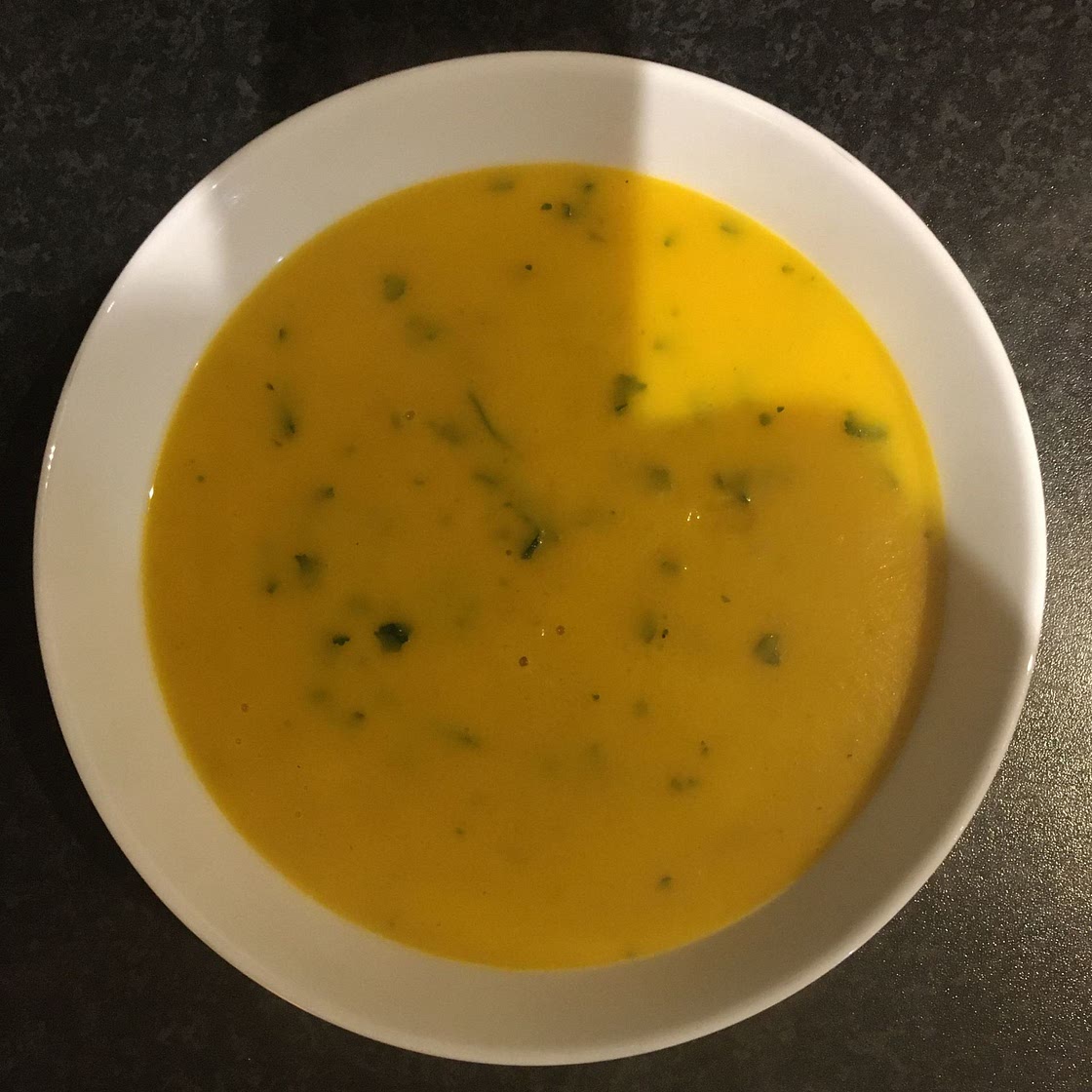 Carrot & coriander soup