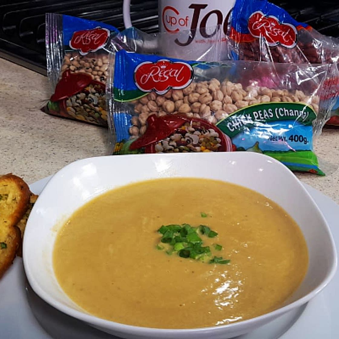 CREAMY CHICKPEA SOUP