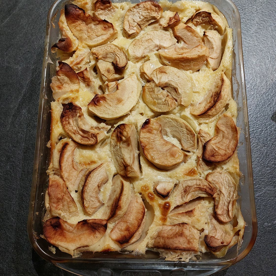 CLAFOUTIS AUX POMMES