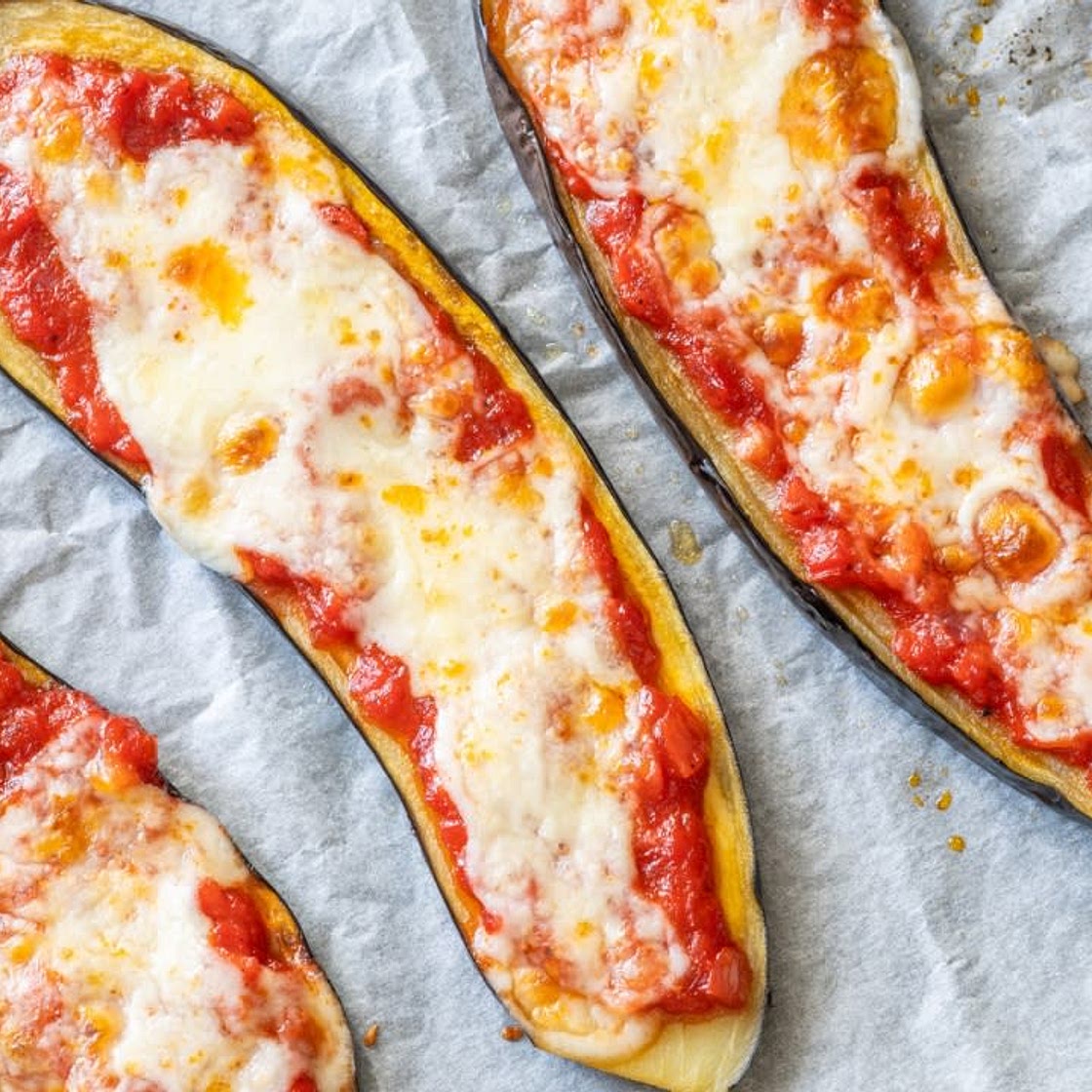 KETO. Botes Pizzas de Berenjena