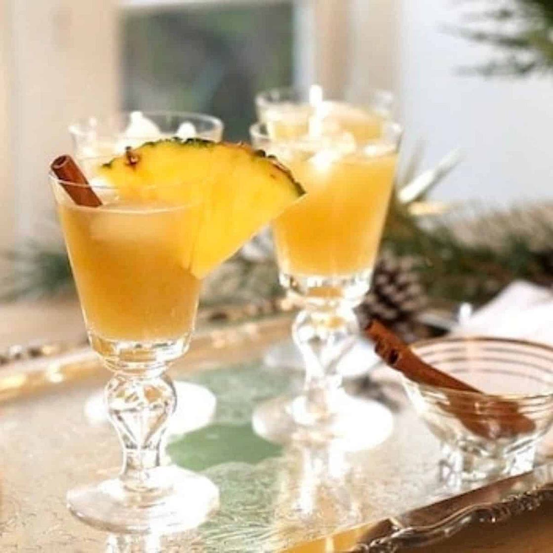 Non-Alcoholic Christmas Punch