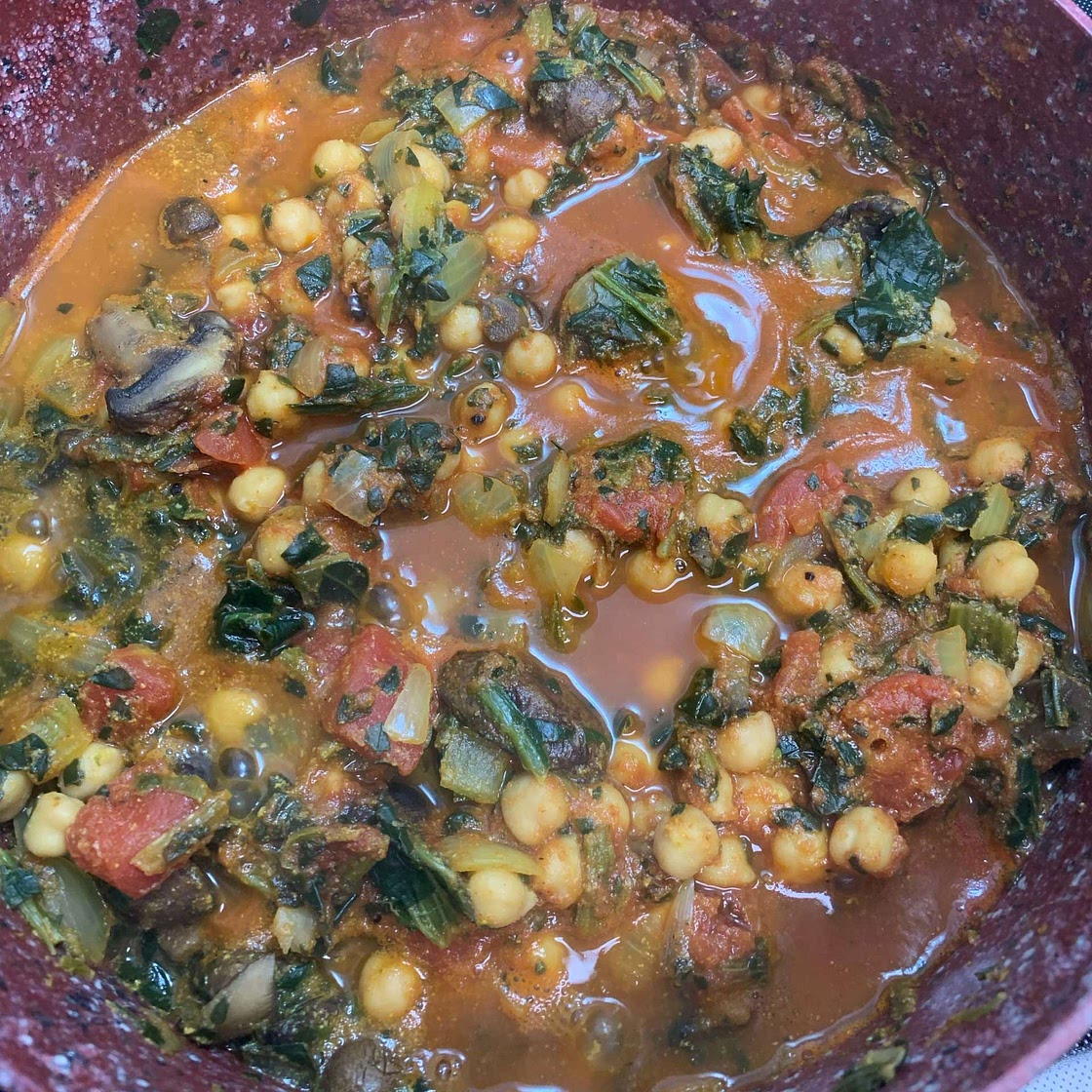 Mushroom, chickpea and spinach curry