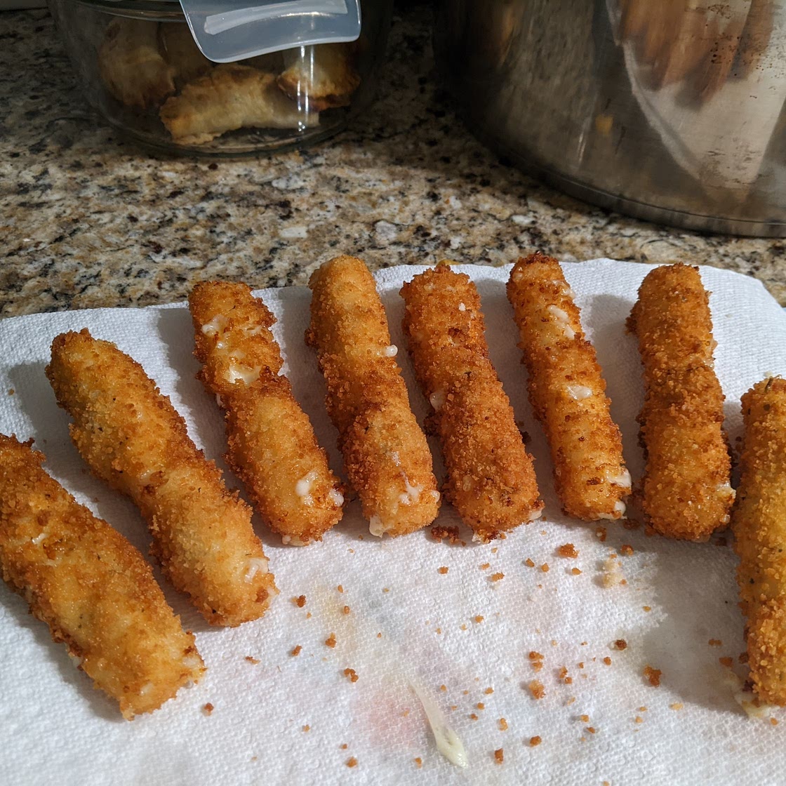Fried Mozzarella Sticks