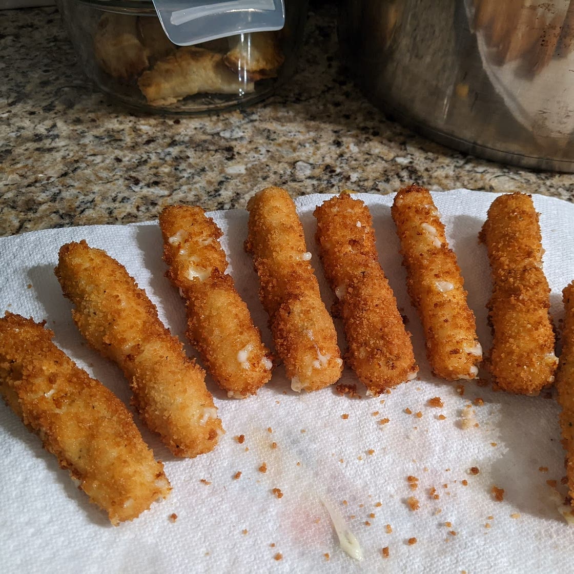 Fried Mozzarella Sticks