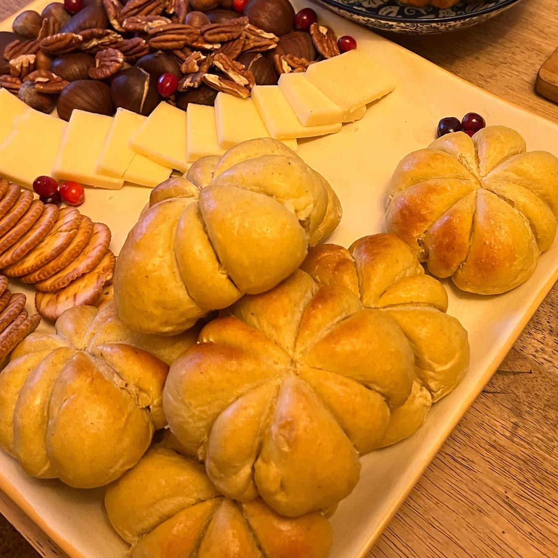 Pumpkin Buns with Cream Cheese Filling