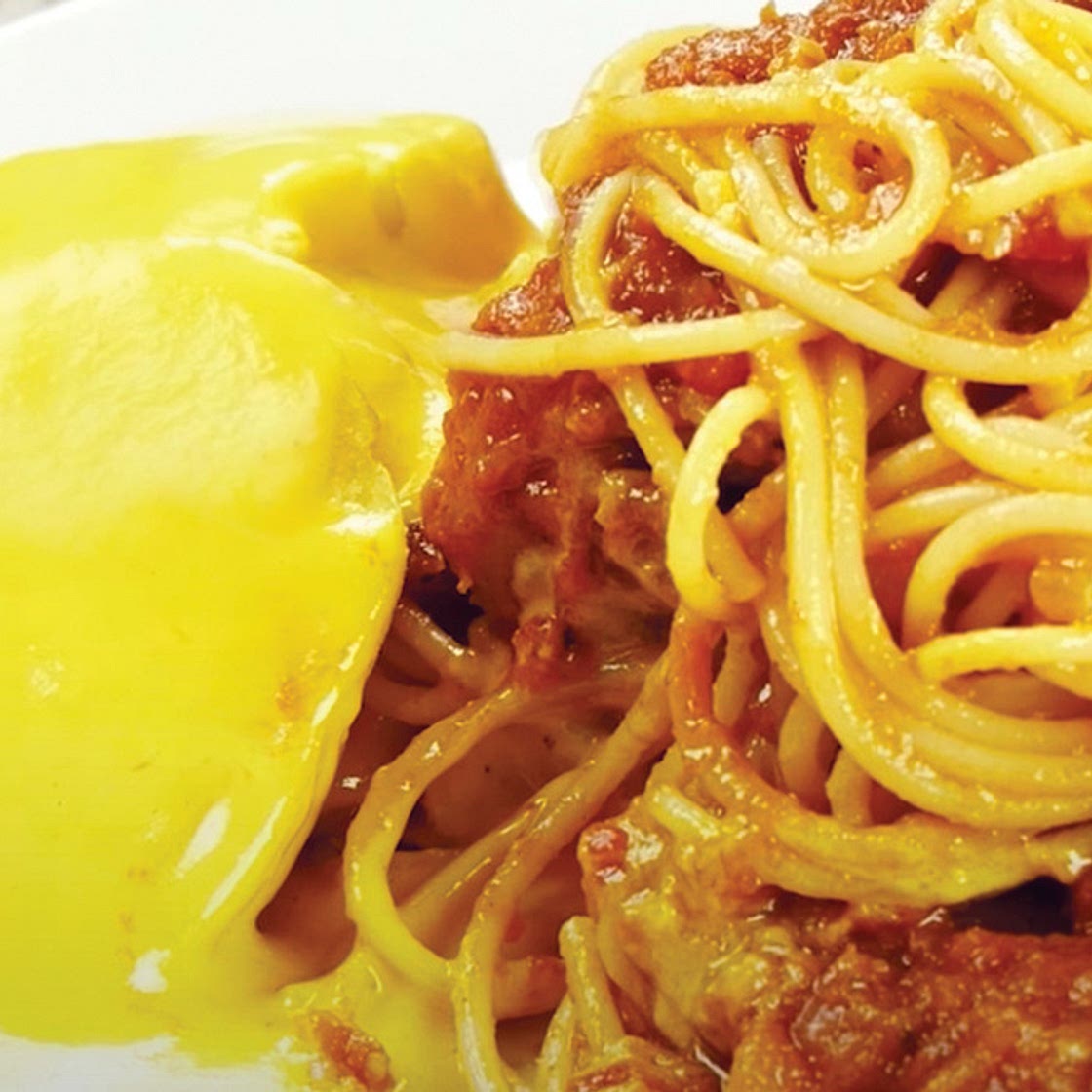 Tallarines rojos con pollo: receta paso a paso VIDEO