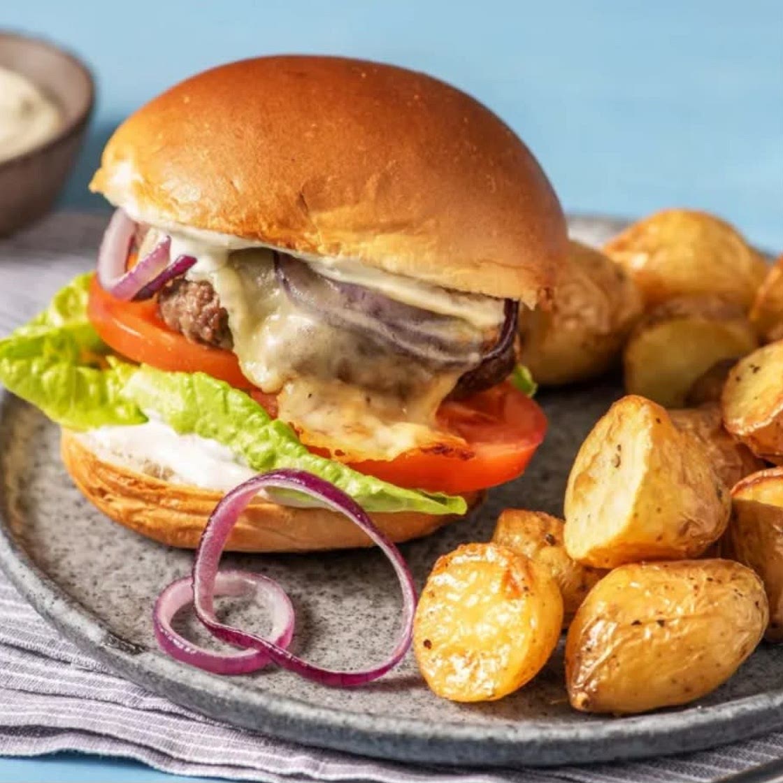 Ofen-Cheeseburger mit Drillingen